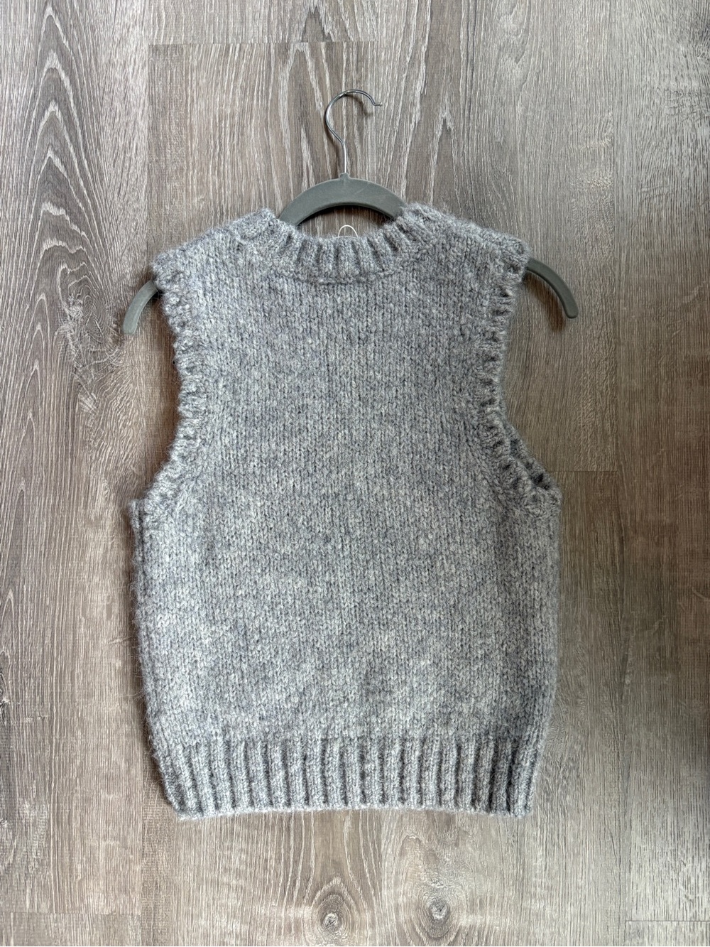 & Other Stories Grey Knit Crew Neck Sweater Vest, XS - NWT - Picture 4 of 7